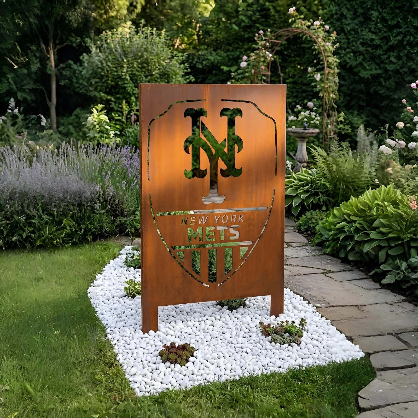 New York Mets Shield Logo Metal Garden Panel – MLB Baseball Fan Outdoor Yard Decor Gift