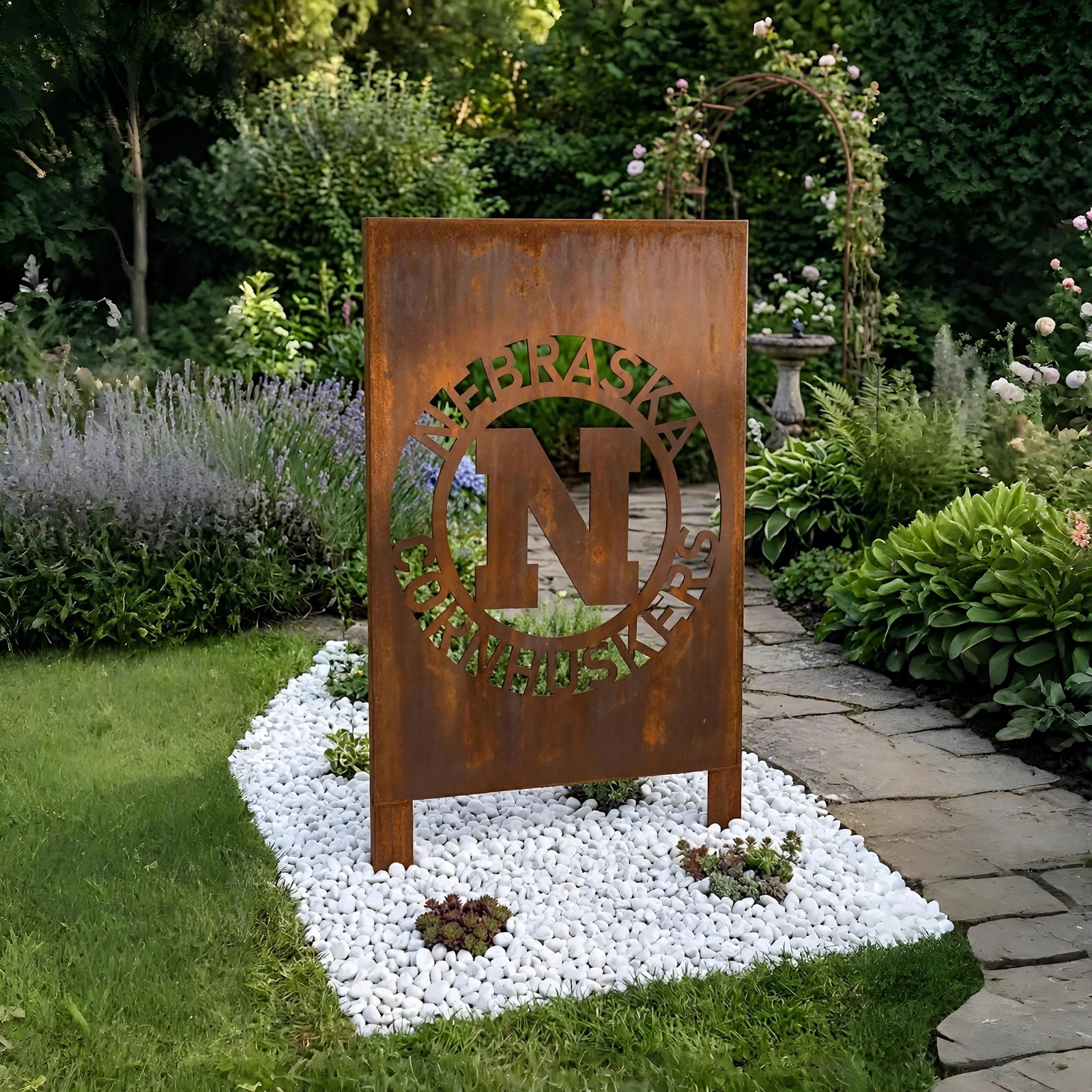 Nebraska Cornhuskers Logo Metal Garden Panel – NCAA American Football Fan Outdoor Yard Decor Gift